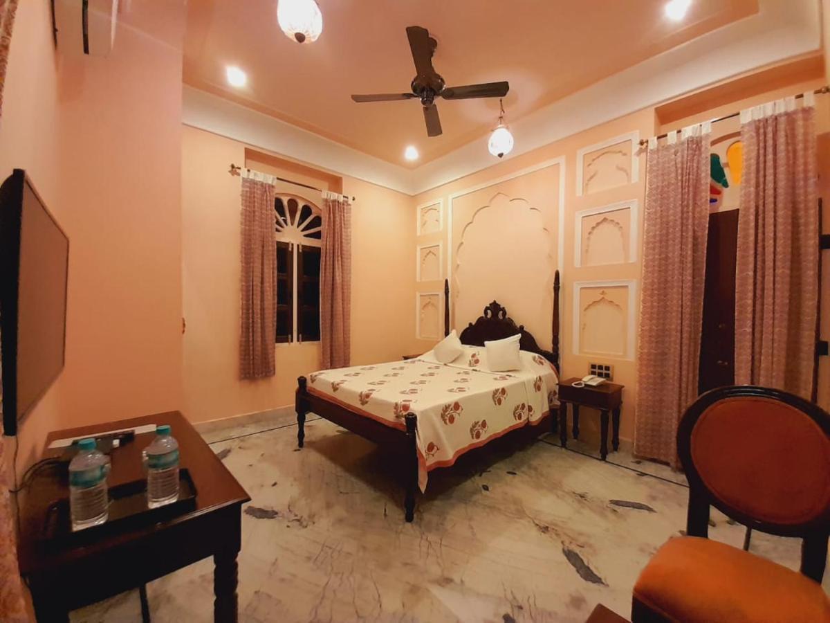 Готель Raj Rajeshwari Haveli Джайпур Екстер'єр фото