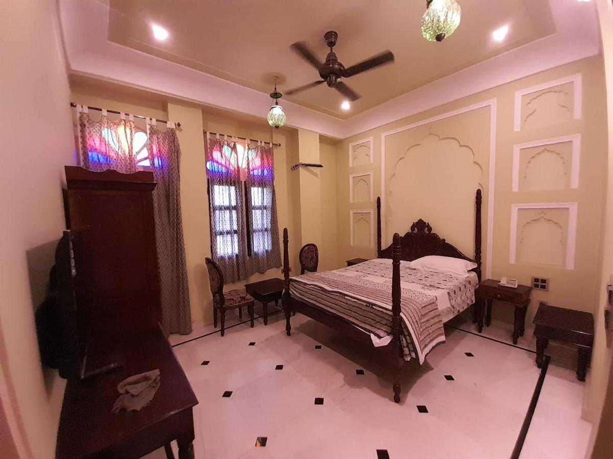 Готель Raj Rajeshwari Haveli Джайпур Екстер'єр фото